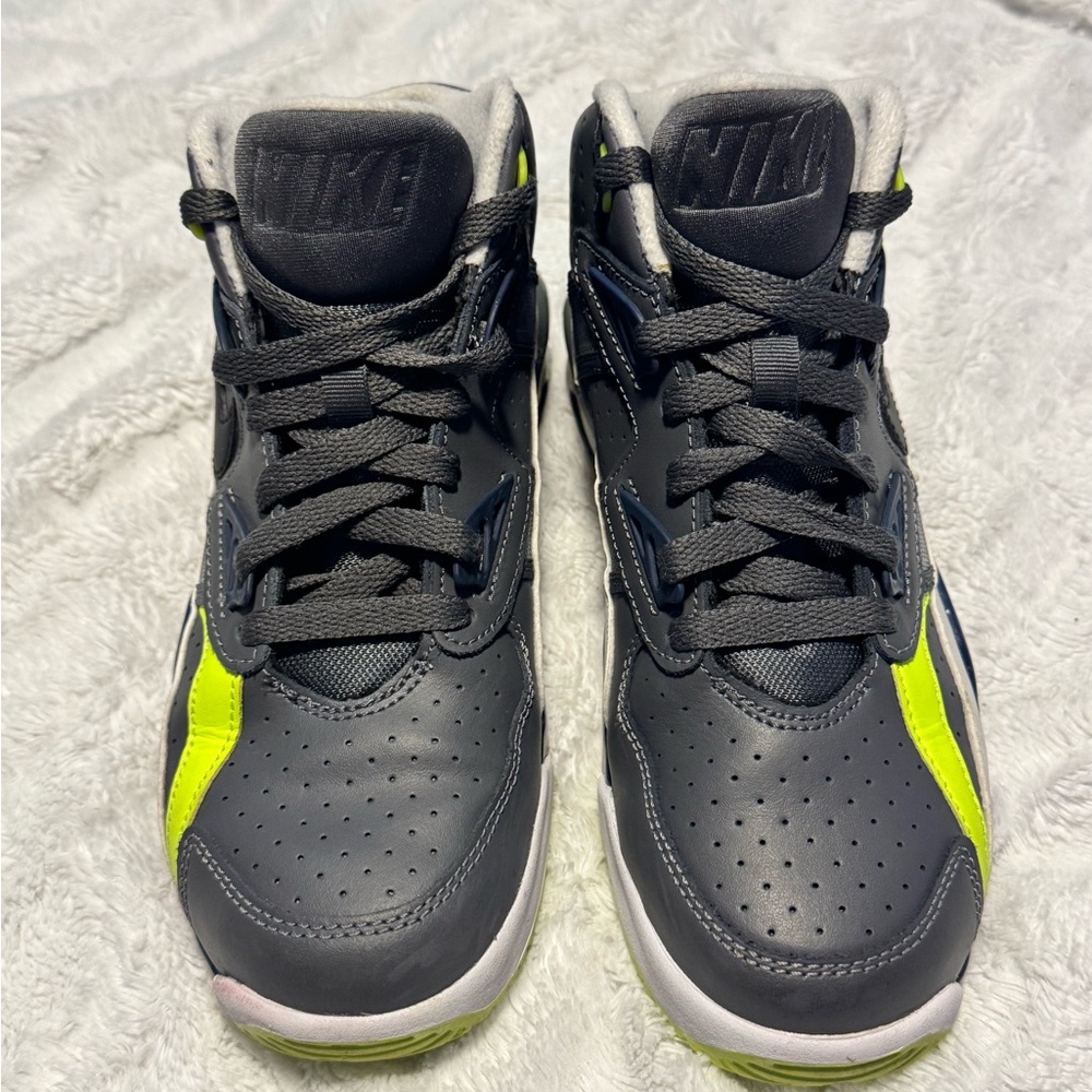 Nike Kids Shoes - Gray and Yellow